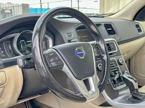 2015 Volvo V60 T5 Premier Plus