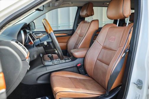 2011 Jeep Grand Cherokee Overland