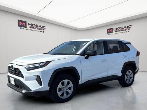 Ice 2024 Toyota RAV4 LE