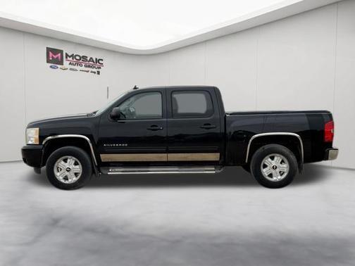 Black 2011 Chevrolet Silverado 1500 LT