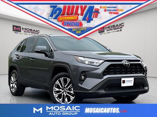 2022 Toyota RAV4 XLE Premium