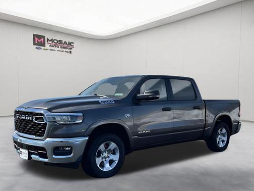 Granite Crystal Metallic Clearcoat 2026 RAM 1500 Big Horn/Lone Star