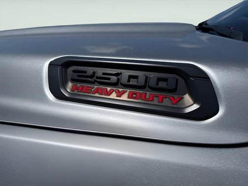 2022 RAM 2500 Laramie Crew Cab 4x4 6'4' Box