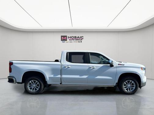 Summit White 2023 Chevrolet Silverado 1500 LT