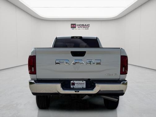 2025 RAM 3500 Tradesman Crew Cab 4x4 8' Box