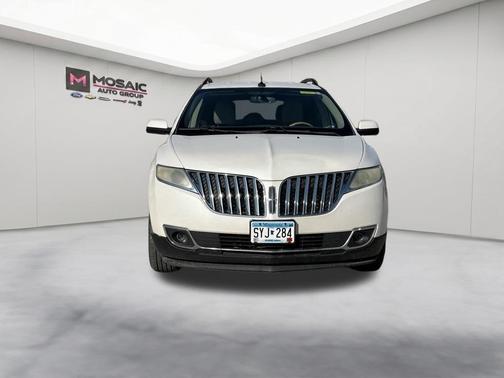 White Platinum Clearcoat Metallic 2011 Lincoln MKX Base
