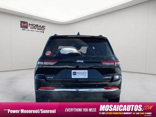 Diamond Black Crystal Pearlcoat 2026 Jeep Grand Cherokee Laredo