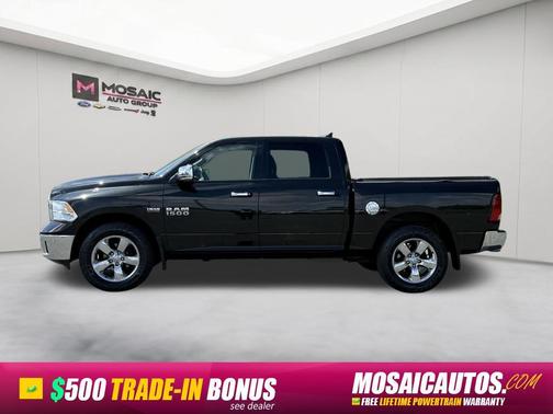 Brilliant Black Crystal Pearlcoat 2016 RAM 1500 Big Horn