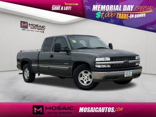 Medium Charcoal Gray Metallic 2001 Chevrolet Silverado 1500 LS Extended Cab