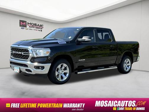 Diamond Black Crystal Pearlcoat 2022 RAM 1500 Big Horn/Lone Star