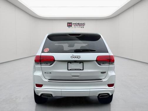 2020 Jeep Grand Cherokee Summit