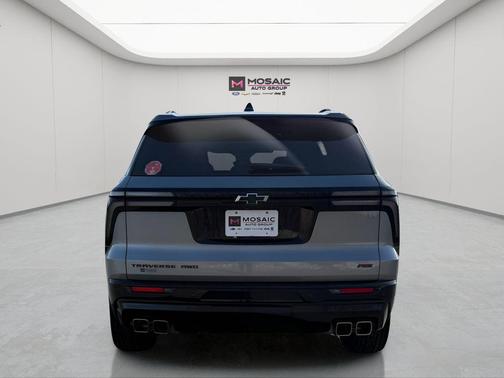 Sterling Grey Metallic 2025 Chevrolet Traverse RS