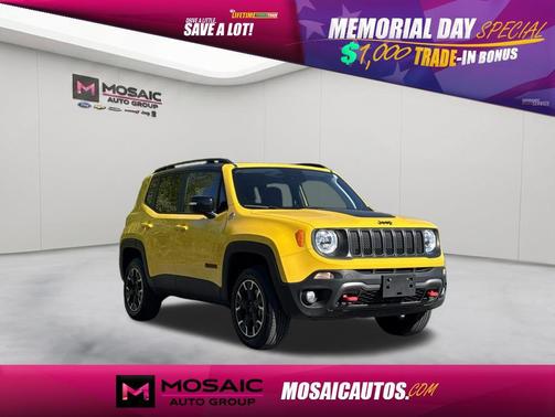 Solar Yellow Clearcoat 2023 Jeep Renegade Trailhawk
