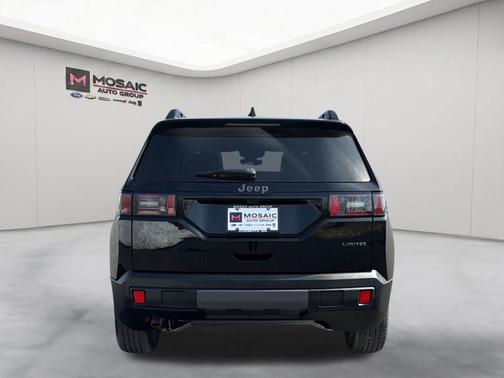 Diamond Black Crystal Pearlcoat 2026 Jeep Cherokee Limited