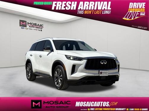 Majestic White 2023 INFINITI QX60 Luxe