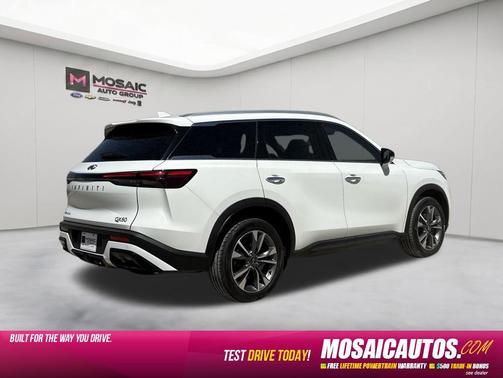 Majestic White 2023 INFINITI QX60 Luxe