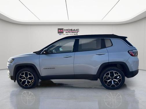 Silver Zynith Metallic Clearcoat 2026 Jeep Compass Limited