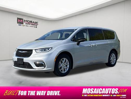 Silver Mist Clearcoat 2024 Chrysler Pacifica Touring L