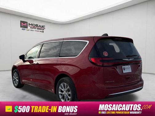 Red Hot Pearlcoat 2026 Chrysler Pacifica Limited