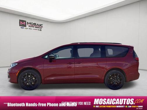 Red Hot Pearlcoat 2026 Chrysler Pacifica L