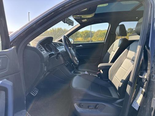 2020 Volkswagen Tiguan 2.0T SE R-Line Black 4MOTION