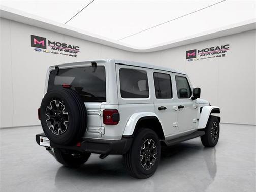 2025 Jeep Wrangler 4-Door Sahara 4x4