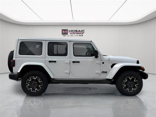 2025 Jeep Wrangler 4-Door Sahara 4x4