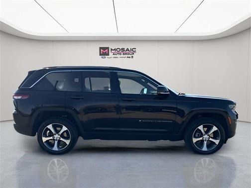 2022 Jeep Grand Cherokee 4xe Base