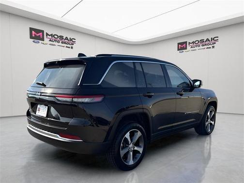 2022 Jeep Grand Cherokee 4xe Base