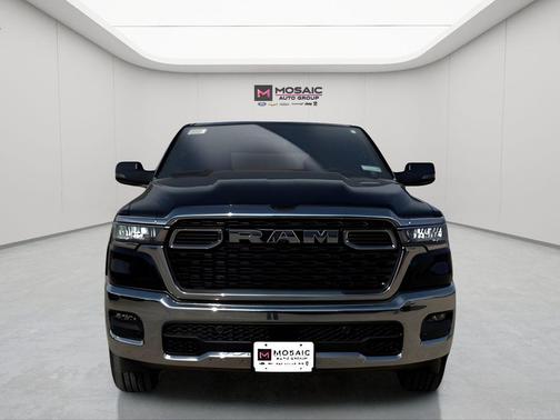 Diamond Black Crystal Pearlcoat 2026 RAM 1500 Big Horn/Lone Star