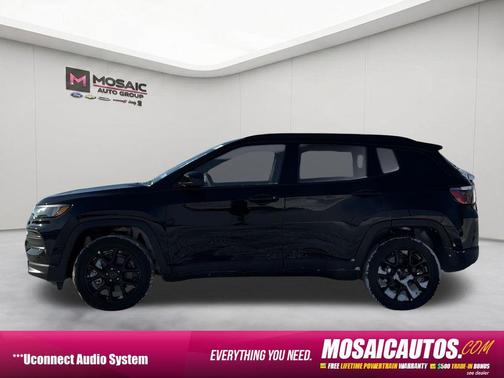 Diamond Black Crystal Pearlcoat 2026 Jeep Compass Latitude