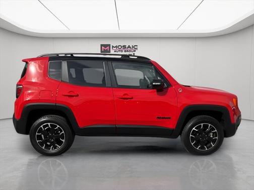 2023 Jeep Renegade Trailhawk