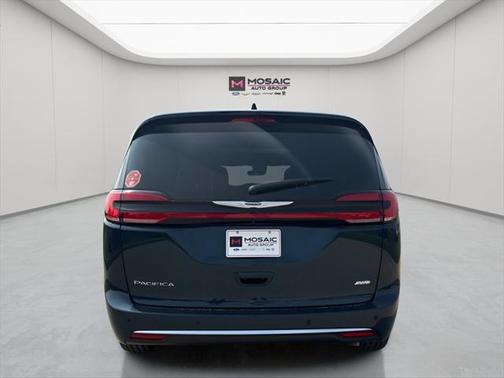 2025 Chrysler Pacifica L