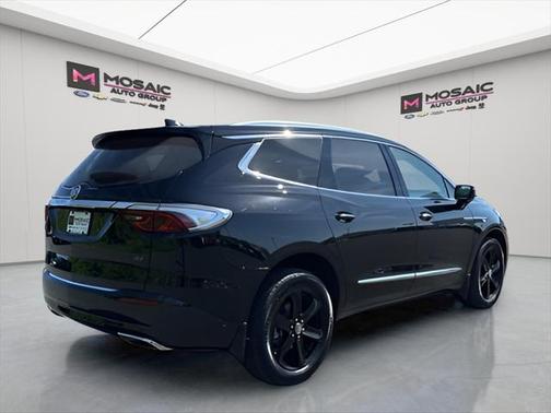 2024 Buick Enclave Essence AWD
