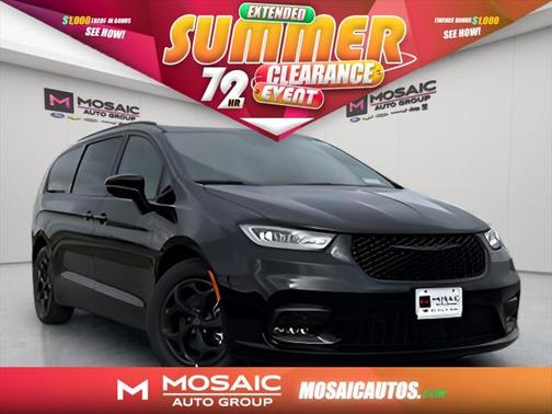 2025 Chrysler Pacifica Hybrid Premium S Appearance Pkg