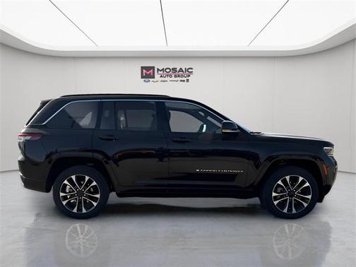 2025 Jeep Grand Cherokee Overland