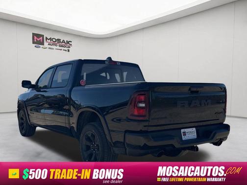 Diamond Black Crystal Pearlcoat 2026 RAM 1500 Big Horn/Lone Star