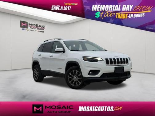 Bright White Clearcoat 2019 Jeep Cherokee Latitude Plus