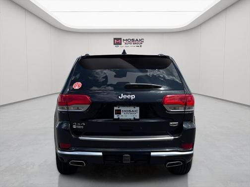 2016 Jeep Grand Cherokee Summit