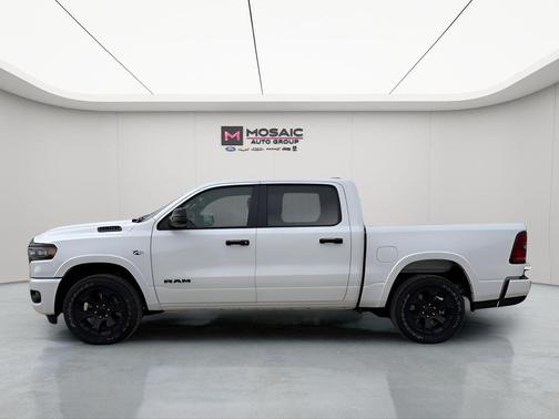 Bright White Clearcoat 2026 RAM 1500 Big Horn/Lone Star