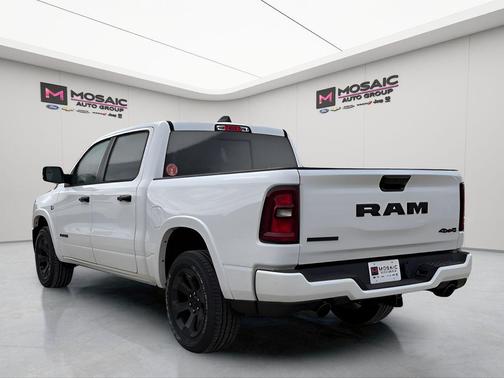 Bright White Clearcoat 2026 RAM 1500 Big Horn/Lone Star