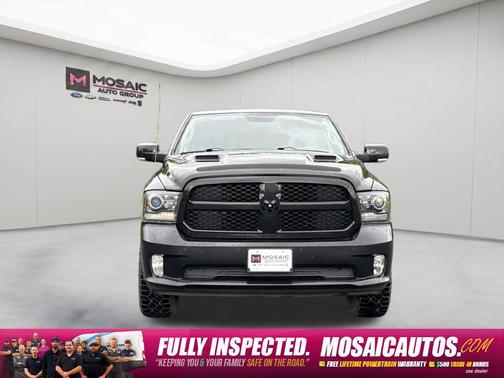 Brilliant Black Crystal Pearlcoat 2018 RAM 1500 Night Crew Cab 4x4 5'7' Box
