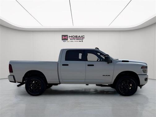 2025 RAM 2500 Big Horn Crew Cab 4x4 6'4' Box