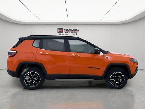 Joose 2026 Jeep Compass Trailhawk