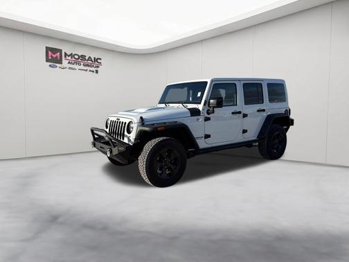 Bright White Clearcoat 2015 Jeep Wrangler Unlimited Altitude