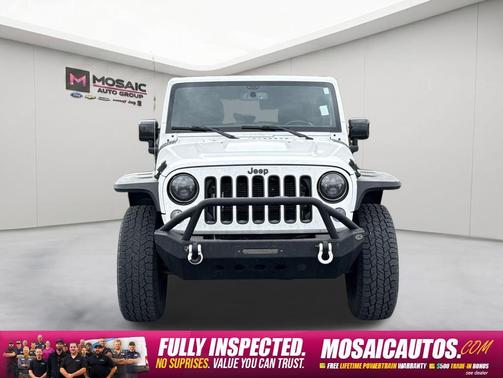 Bright White Clearcoat 2015 Jeep Wrangler Unlimited Altitude