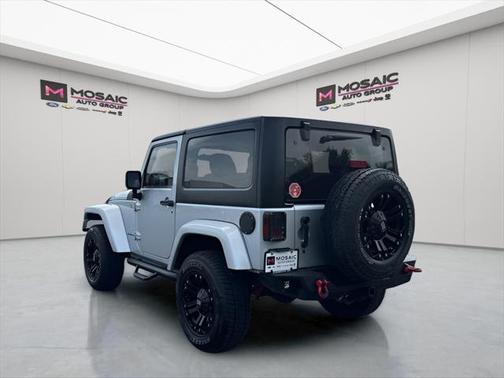 2012 Jeep Wrangler Sahara