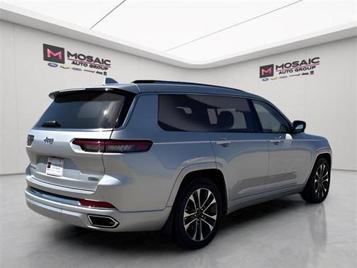 2023 Jeep Grand Cherokee L Overland