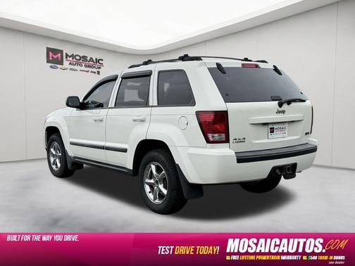 Stone White Clearcoat 2007 Jeep Grand Cherokee Laredo