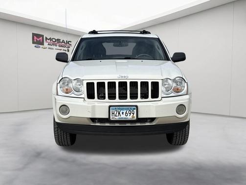 Stone White Clearcoat 2007 Jeep Grand Cherokee Laredo
